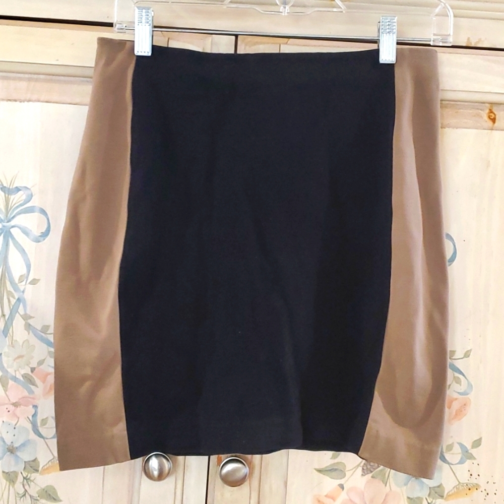 Skirt with stretch